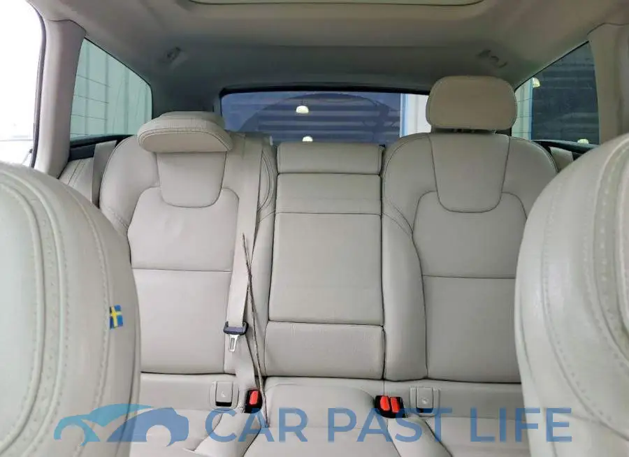 YV4A22NL8L1114093# 10