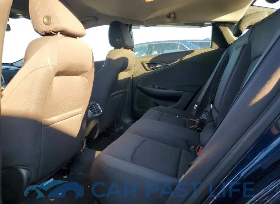 1G1ZD5ST3NF125376# 10