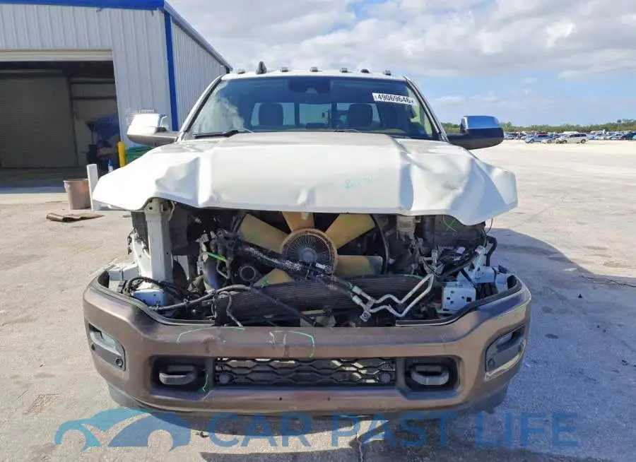 3C63RRKL6KG526069# 5