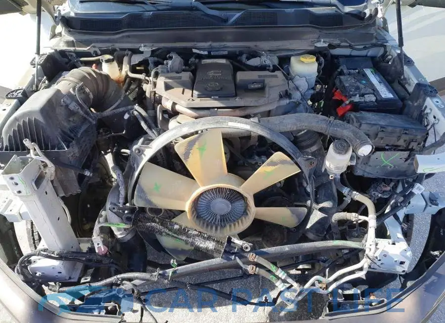3C63RRKL6KG526069# 11