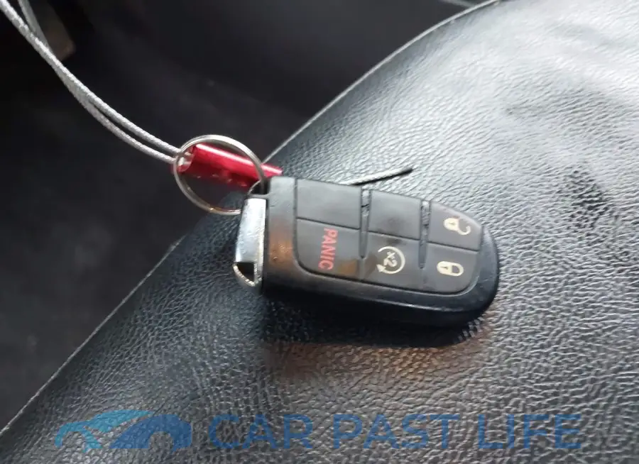 3C4NJDCB1MT519879# 11