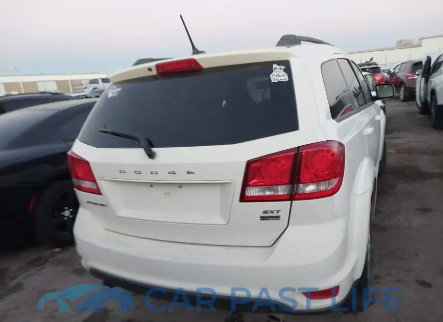 3C4PDCBG1FT744197# 16