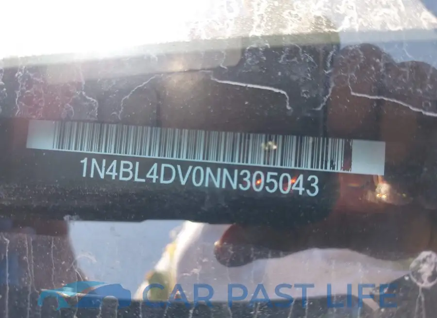 1N4BL4DV0NN305043# 9