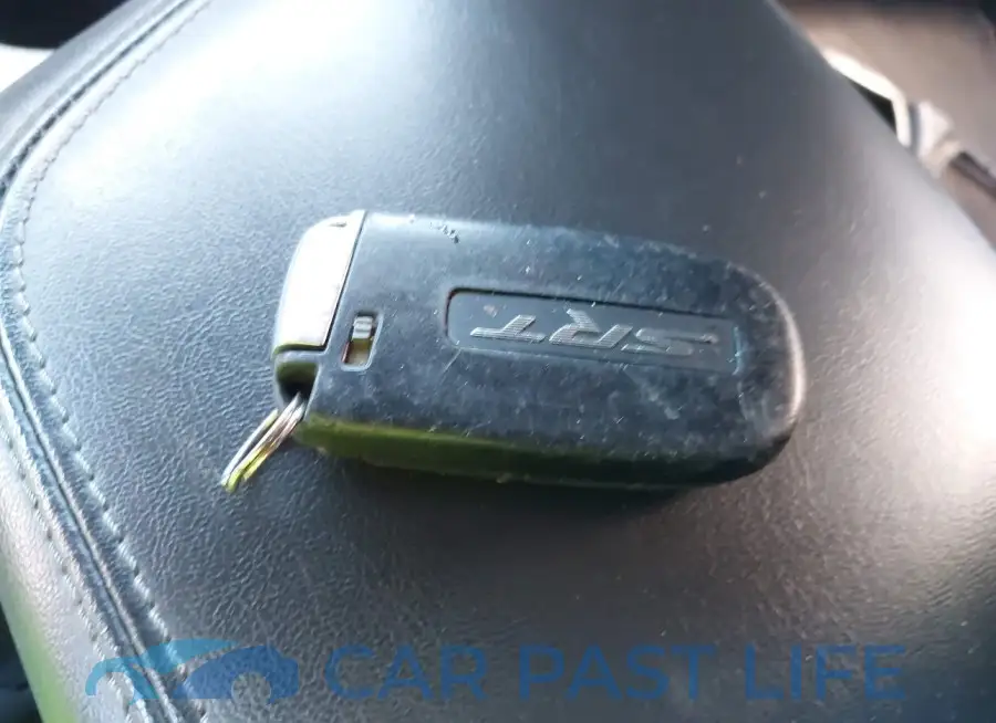 2C3CDZFJ3HH601355# 11