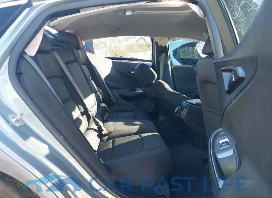 1G1ZD5ST0RF201660# 8