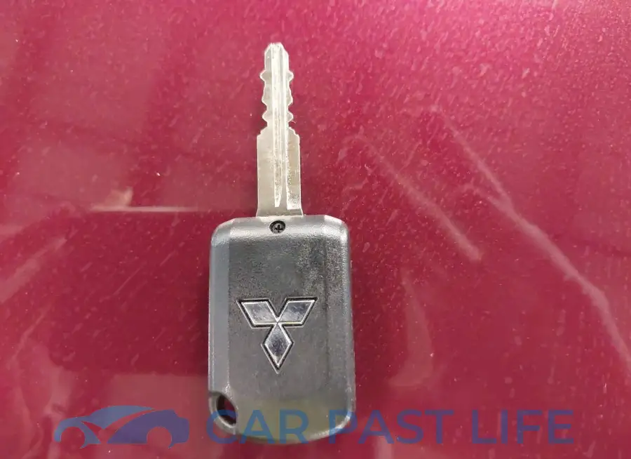 ML32AUHJ9RH006195# 11