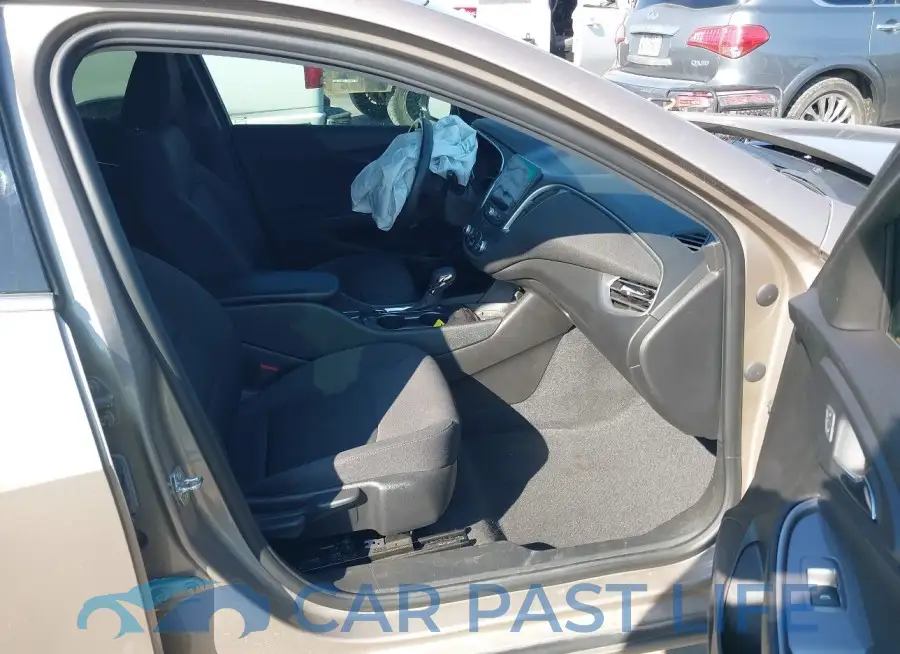 1G1ZG5ST2NF203332# 5