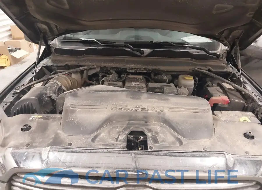 3C6UR5FL8RG282197# 10