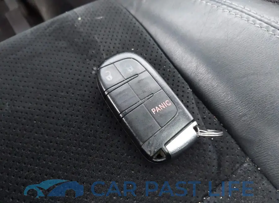 1C4RDJAG8FC837759# 11