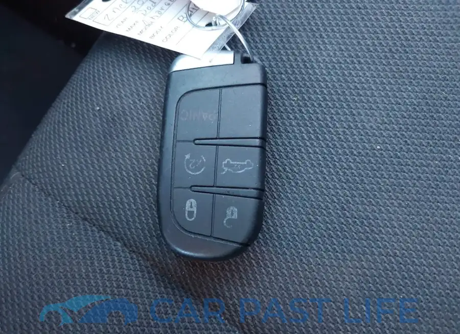 2C3CDXJG2FH929296# 11