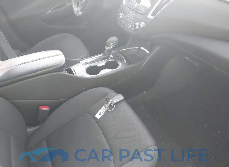 1G1ZD5ST7NF165525# 5
