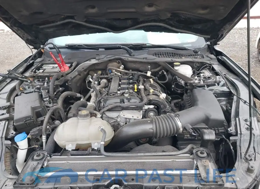 1FATP8UH4M5121698# 10