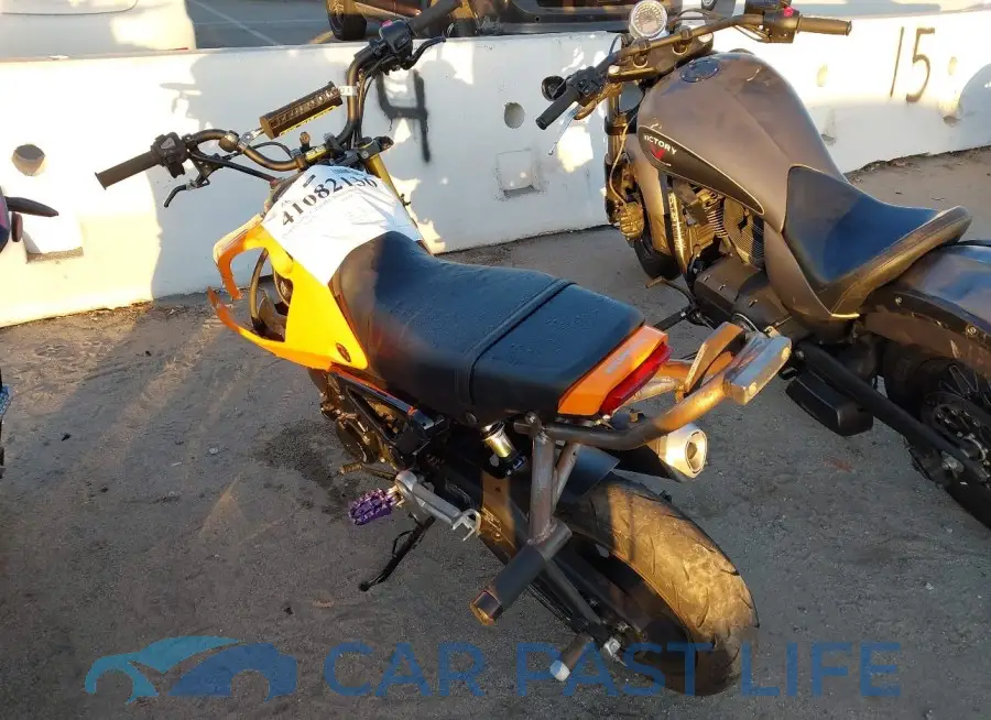 MLHJC9213R5205007# 3