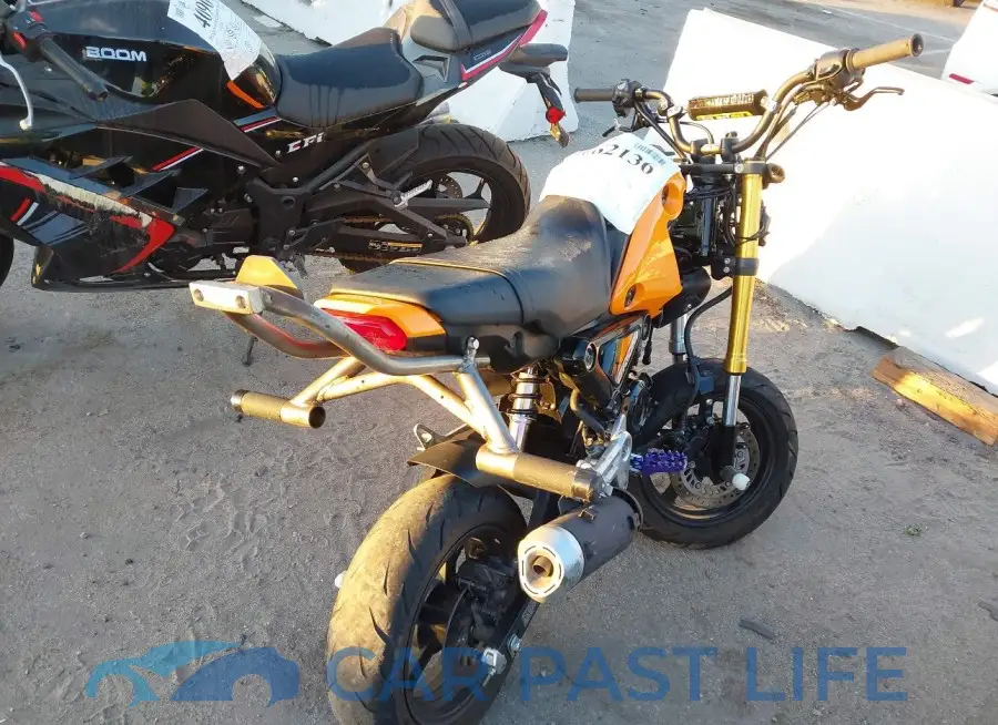MLHJC9213R5205007# 4