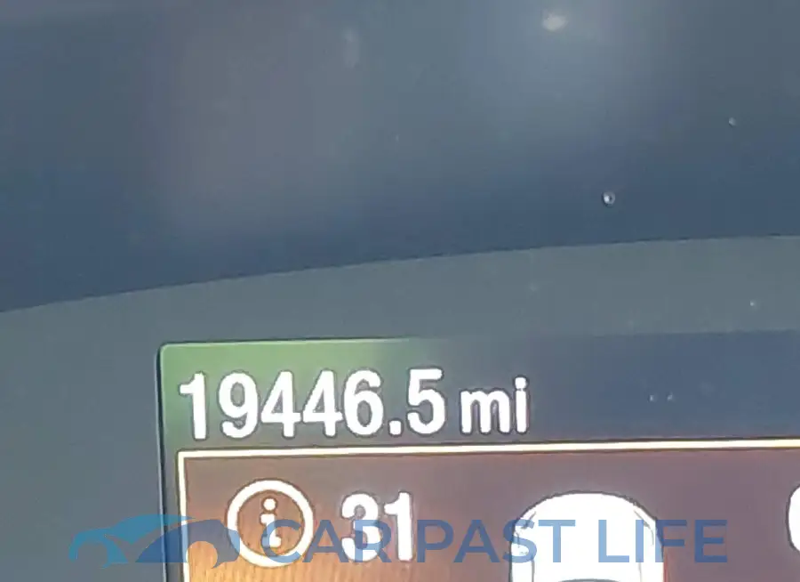 1FMCU9G65NUB59818# 16
