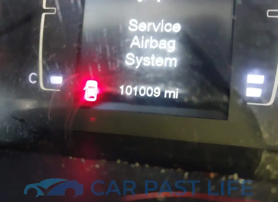 1C4PJLAB7GW323921# 16