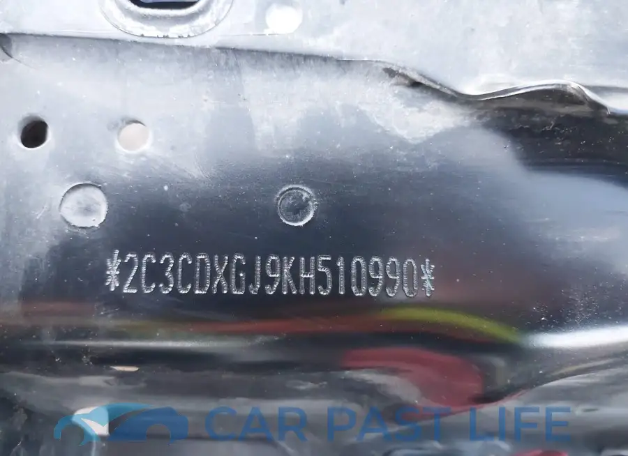2C3CDXGJ9KH510990# 9