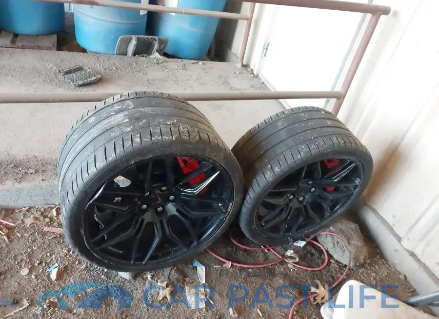 1G1YF3D33R5604397# 12