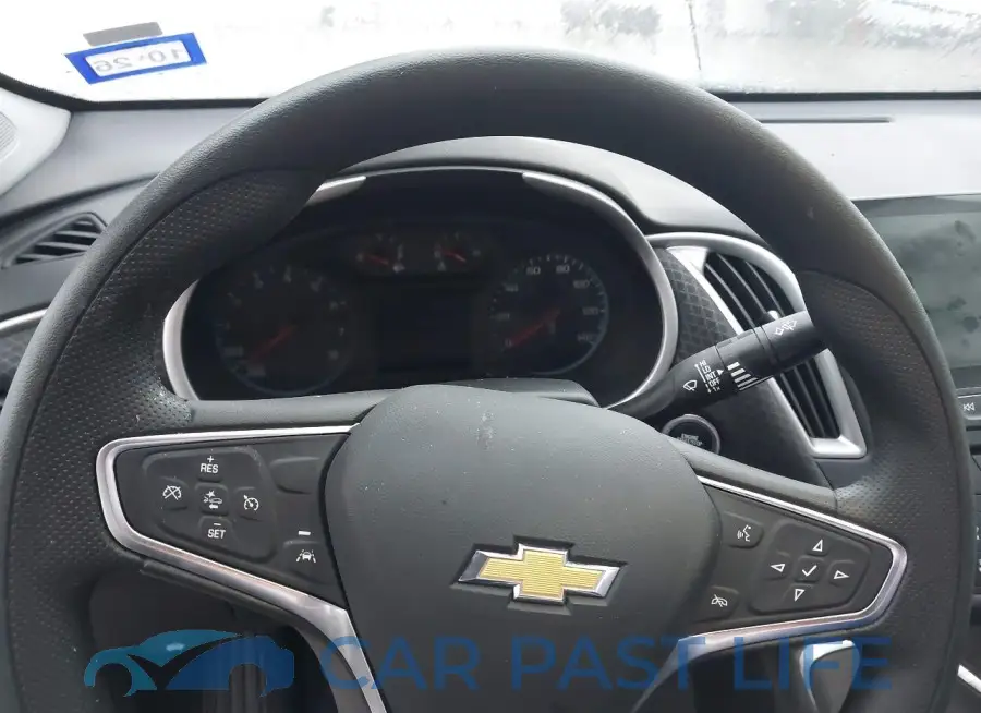 1G1ZD5ST9SF144431# 7
