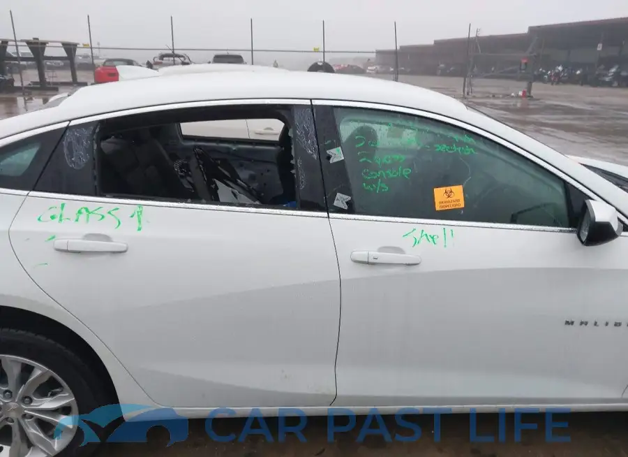 1G1ZD5ST9SF144431# 12