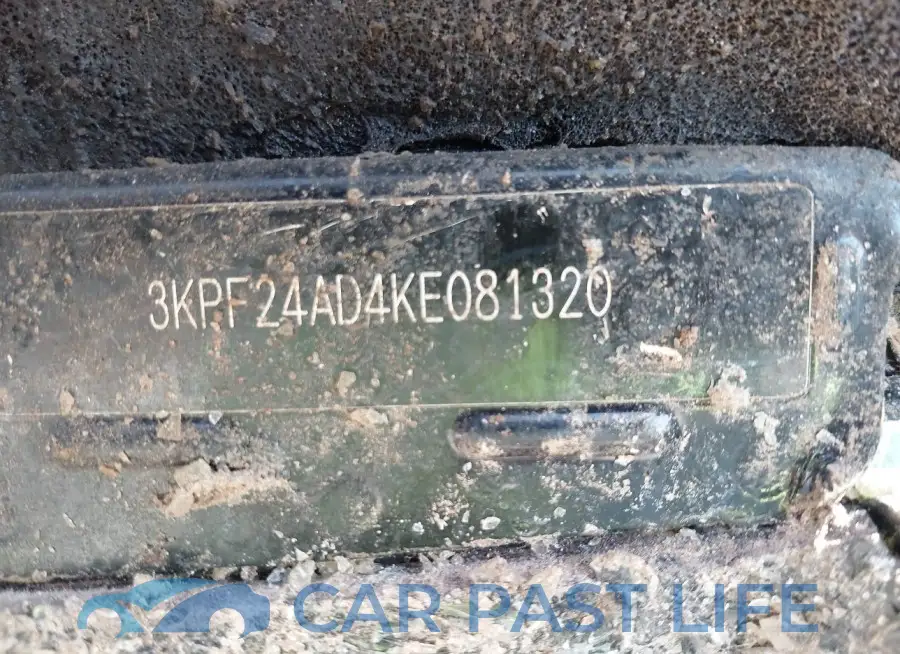 3KPF24AD4KE081320# 9