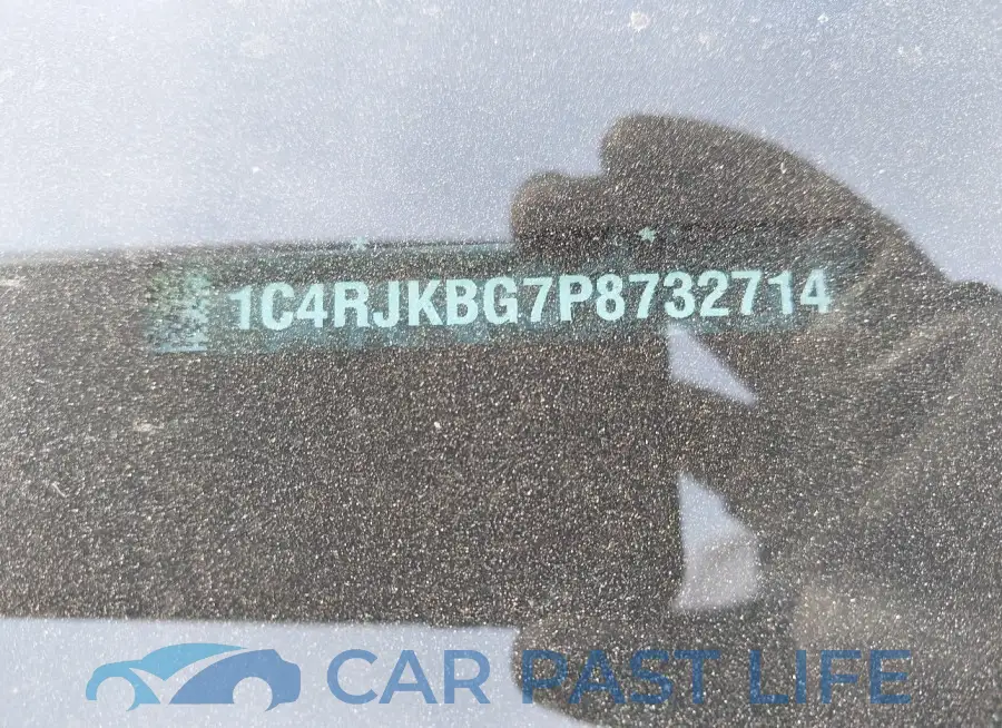 1C4RJKBG7P8732714# 9