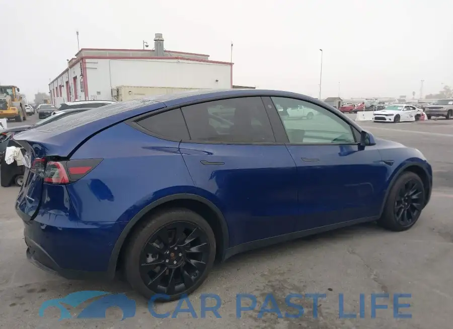 7SAYGDEE5NF459045# 13