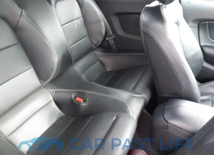 1FATP8UH1M5100257# 8
