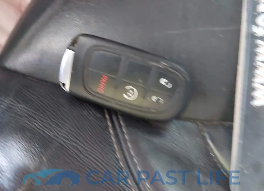 1C4PJMDS0FW770266# 11