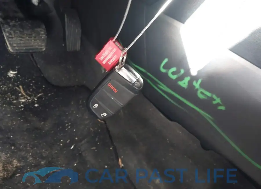 3C4NJDBN9PT517555# 11