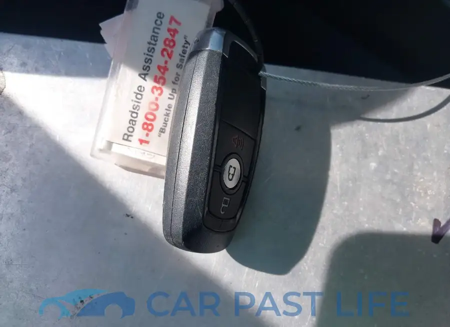 1FMCU9G65LUA30832# 11