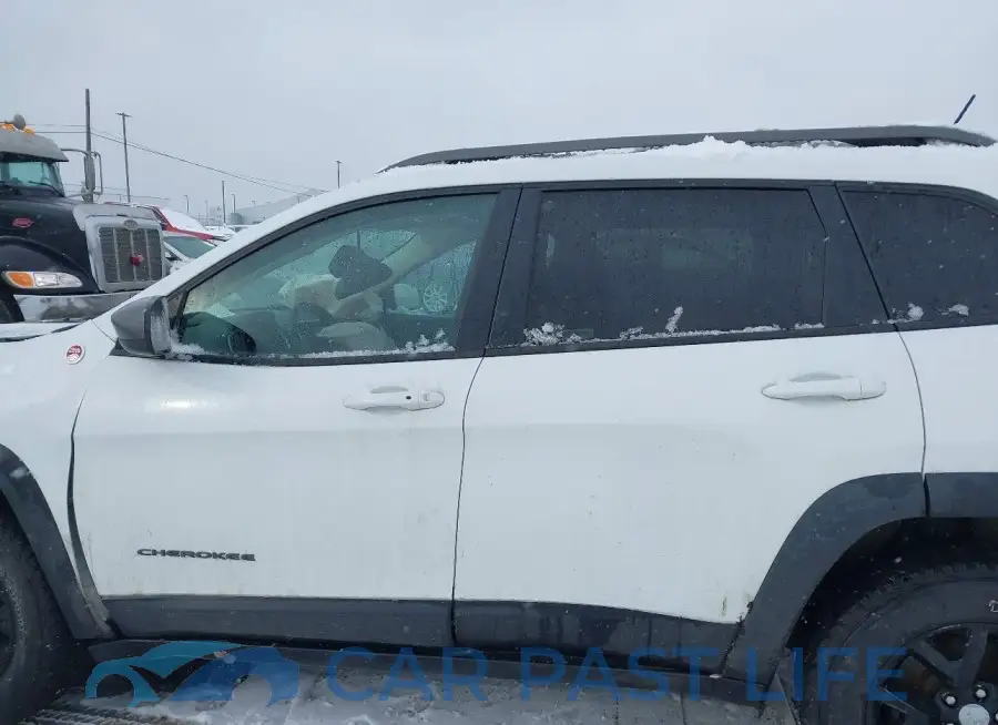 1C4PJMBS7FW777816# 14