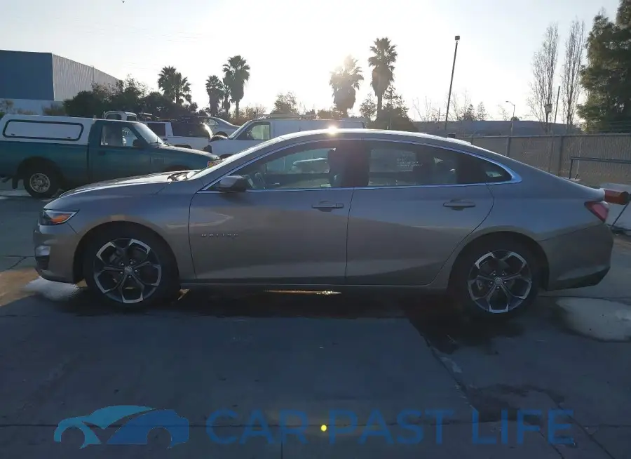 1G1ZD5ST5NF112046# 14