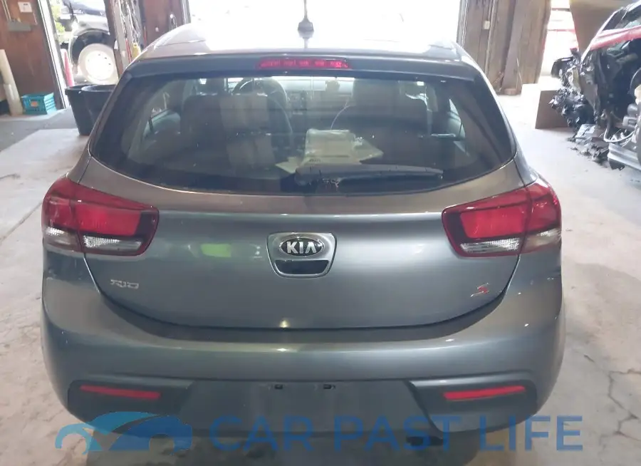 3KPA25AD6LE328838# 16