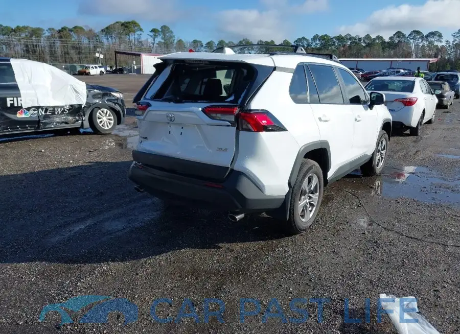 2T3W1RFV4RW336161# 4