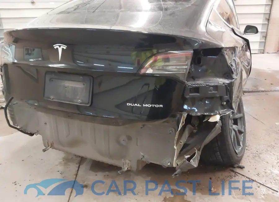 5YJ3E1EB5LF600985# 19