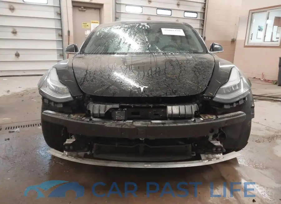 5YJ3E1EB5LF600985# 12