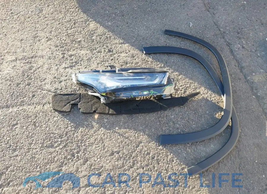 1GNETVKW0RJ134663# 18