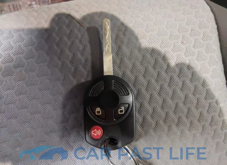 1FMCU9GD4HUA56439# 11
