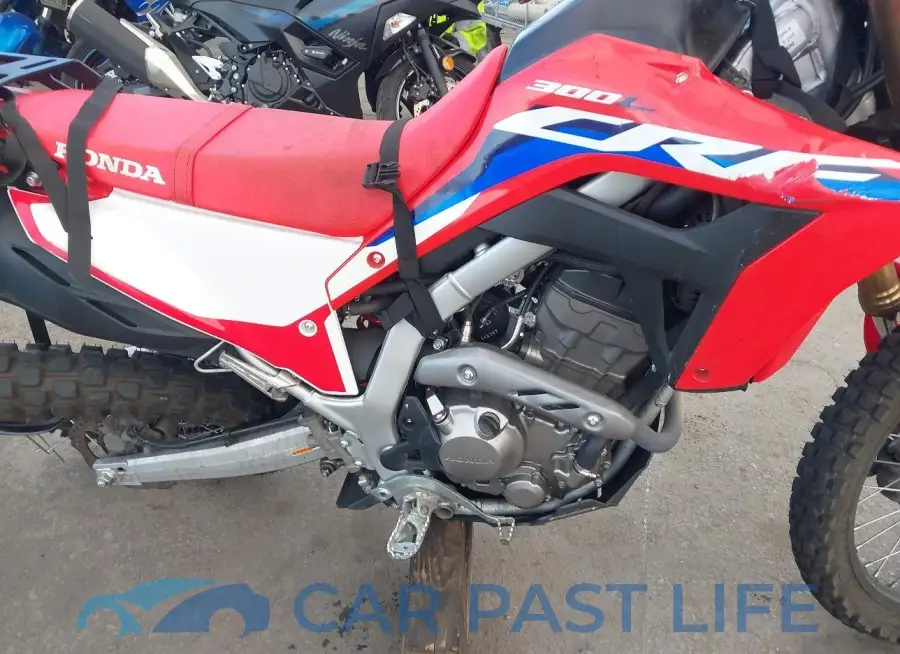 MLHND161XR5302067# 8