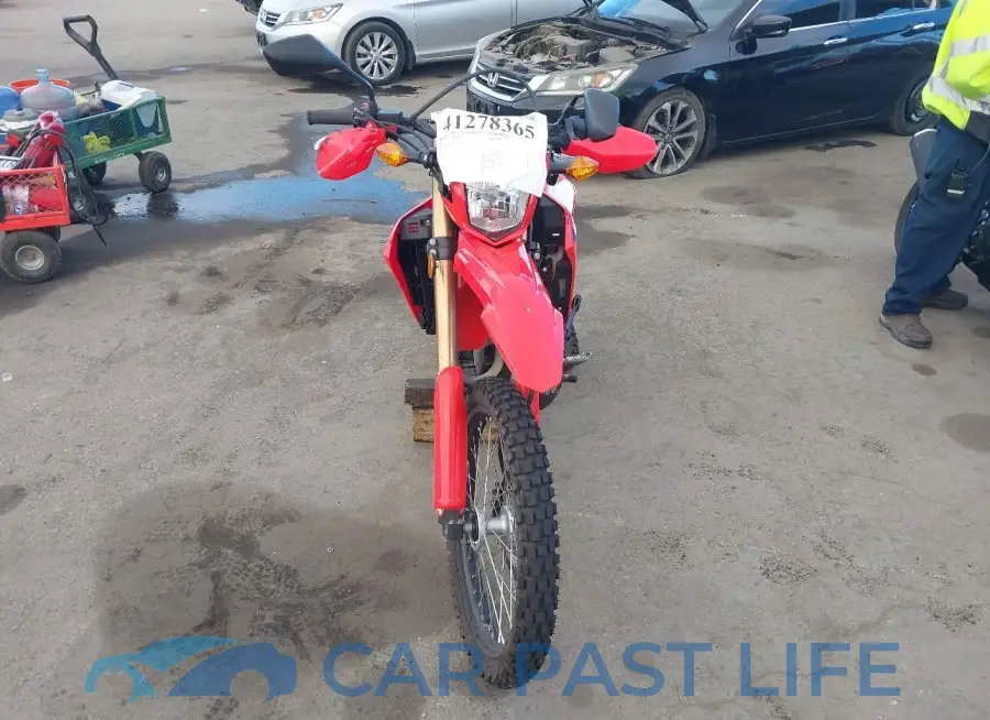 MLHND161XR5302067# 5