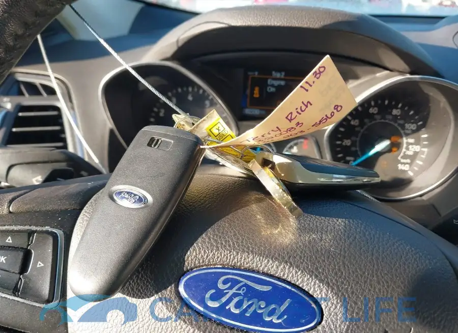 1FMCU0JD4HUE02252# 11