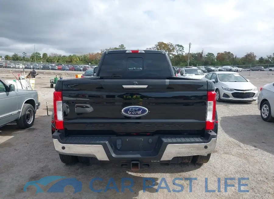 1FT8W3DT4HEC40562# 8