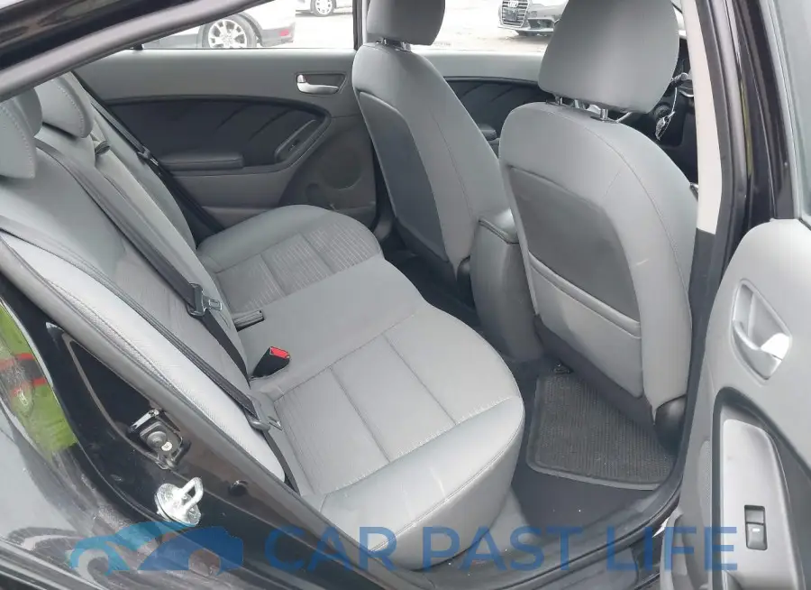 3KPFL4A70HE159396# 8