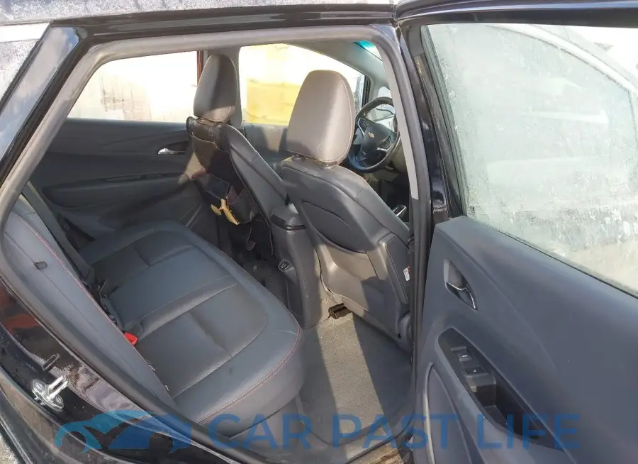 1G1FZ6S04K4102714# 8