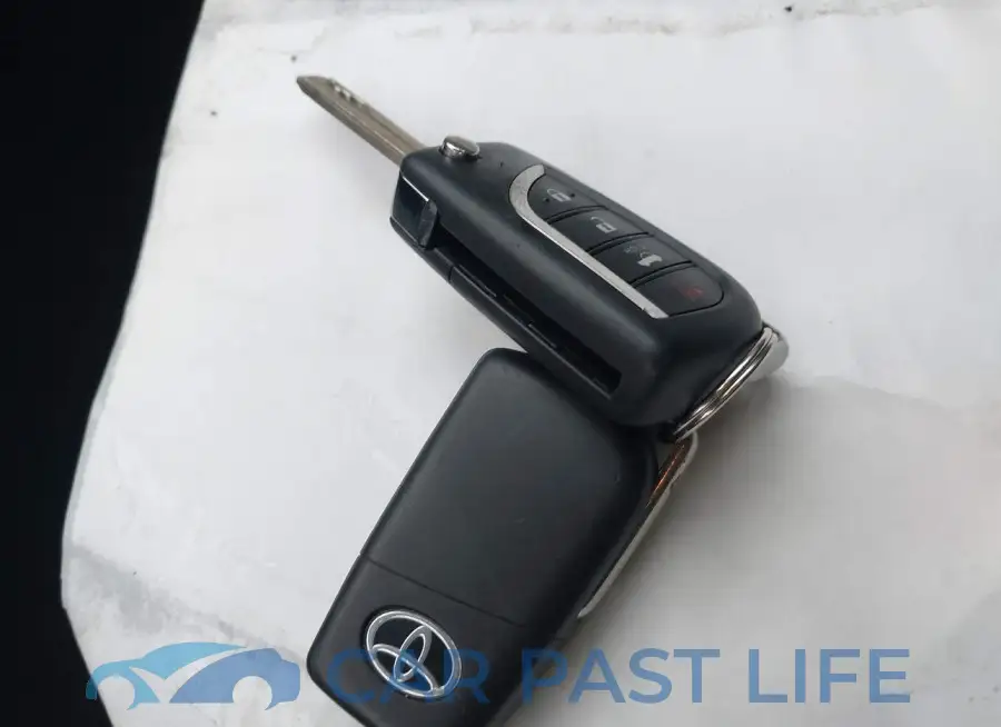 4T1B11HK1KU161840# 11