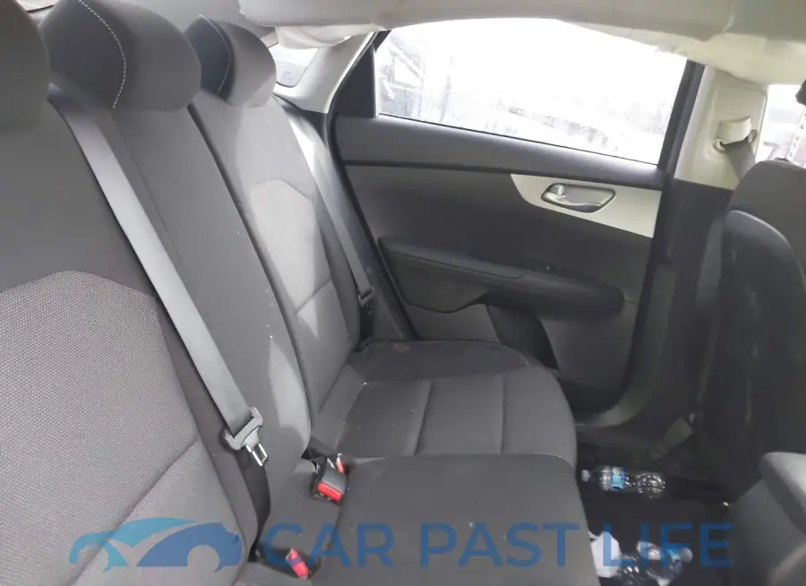3KPF24AD5RE709816# 8