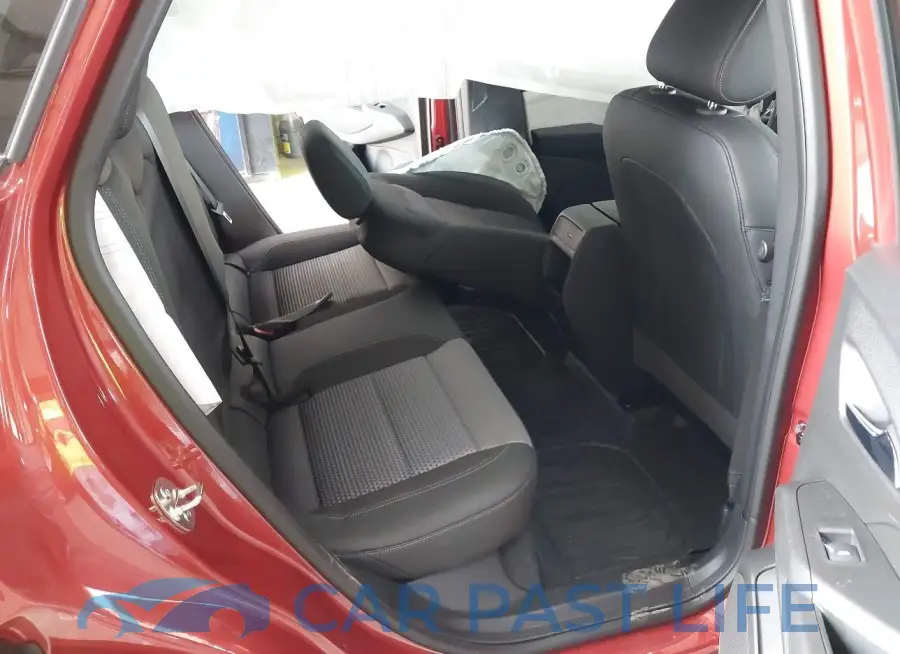 KL77LHE25RC205935# 8