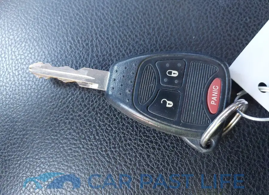 1C4BJWDG5HL570246# 11