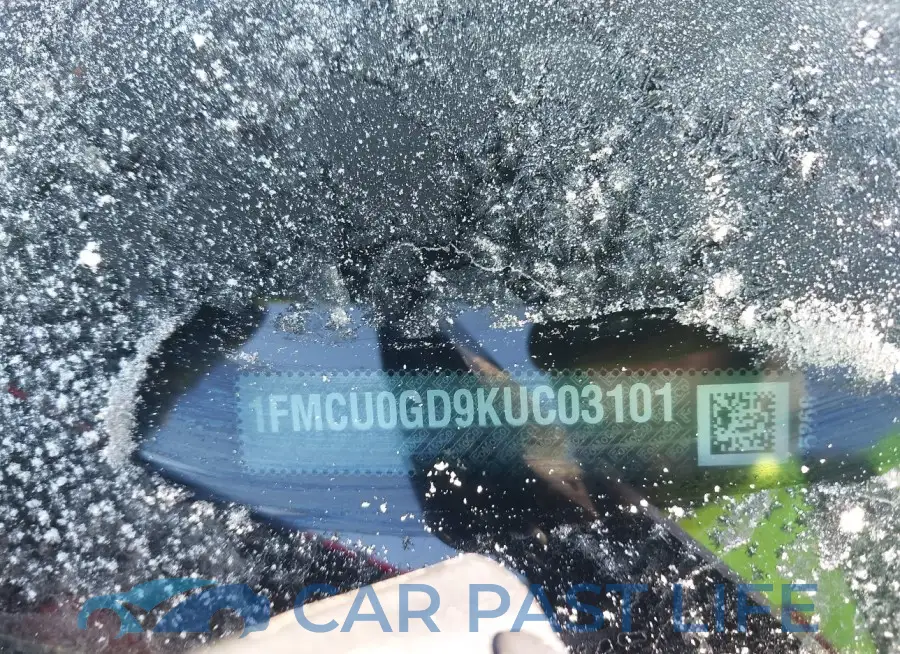 1FMCU0GD9KUC03101# 9